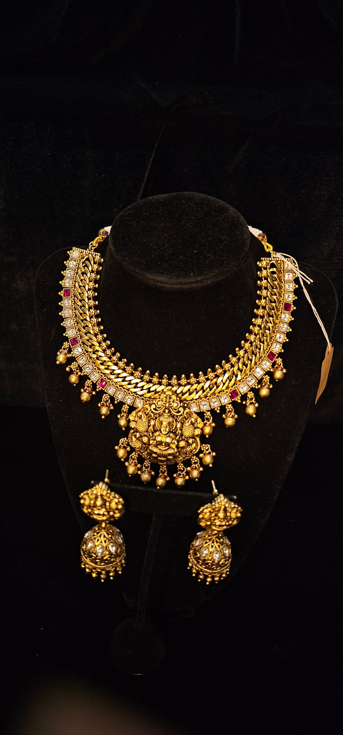 Nakshi gilabi model Jadau kundan stones with jumkha