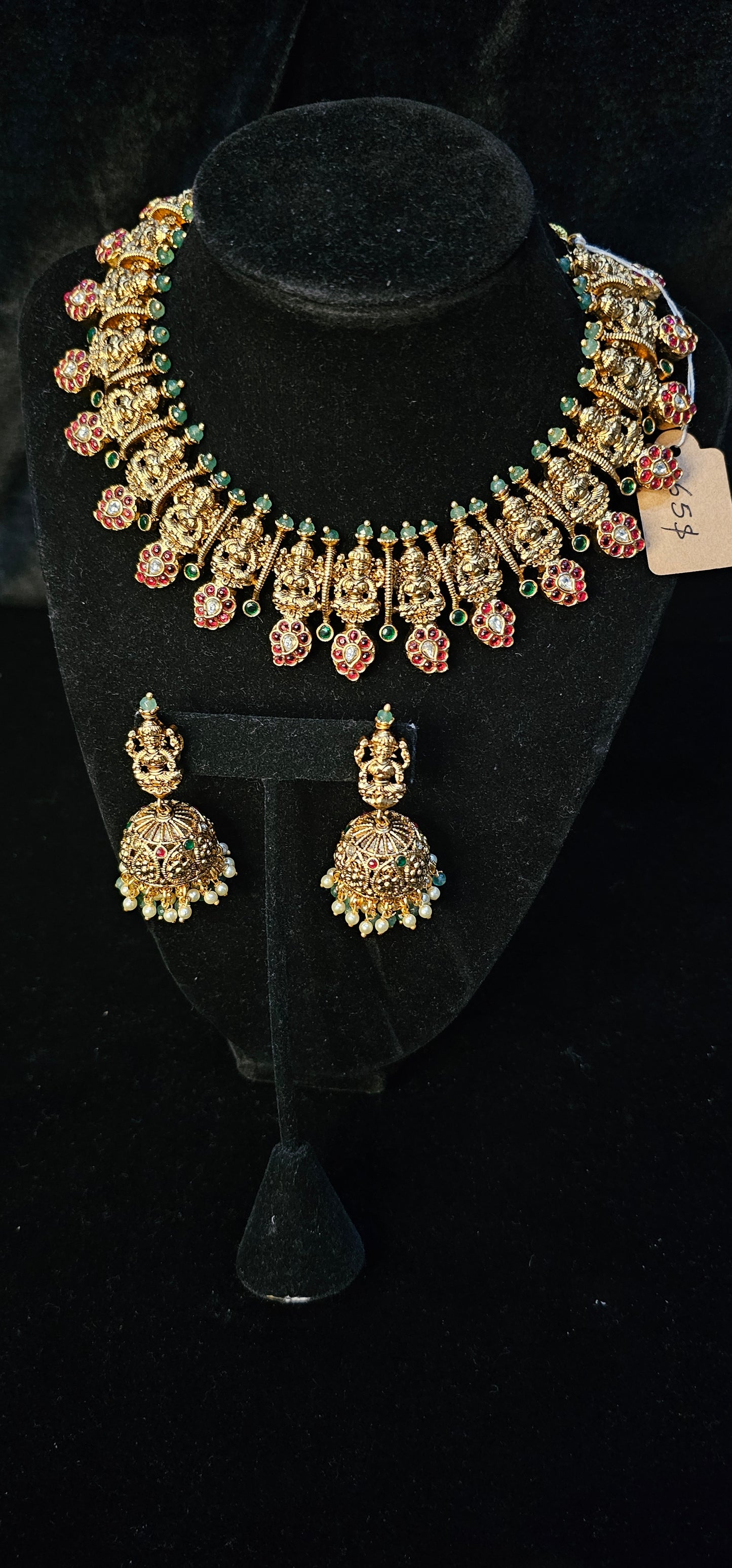 Kundan and kempu stones 2 in 1 set