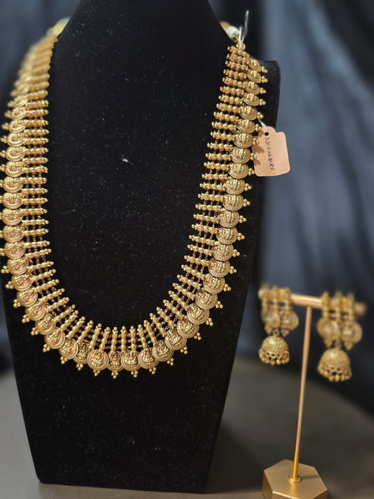 Traditional Kasu Mala Set with Matching Jhumka Earrings – Matte Gold Finish