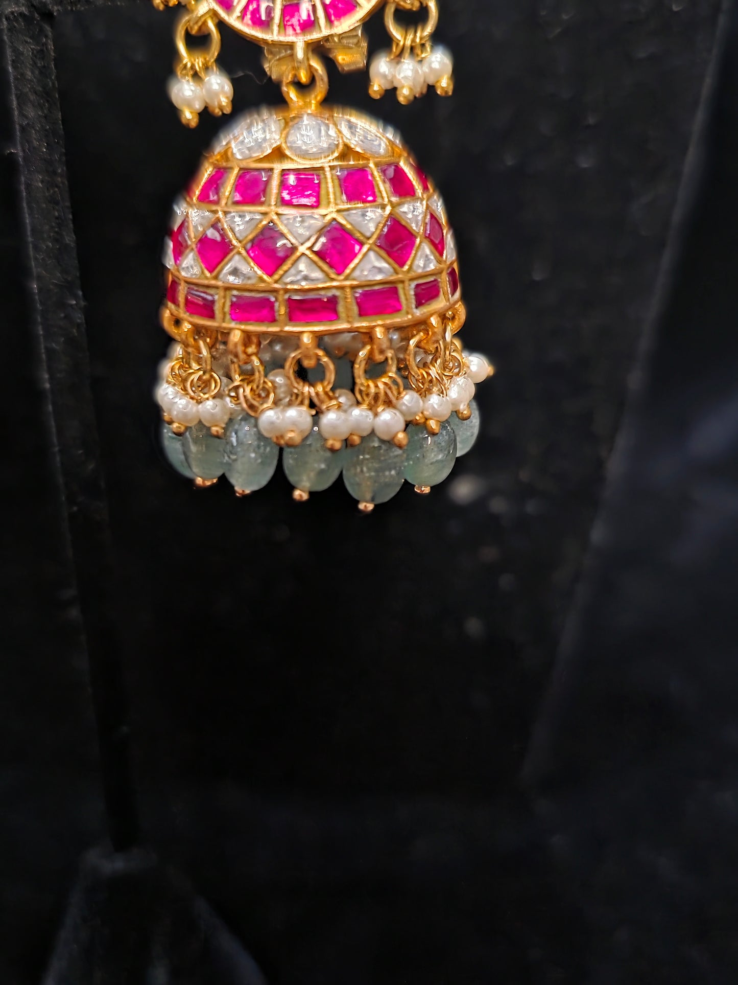 Traditional jadau kundan jumkha