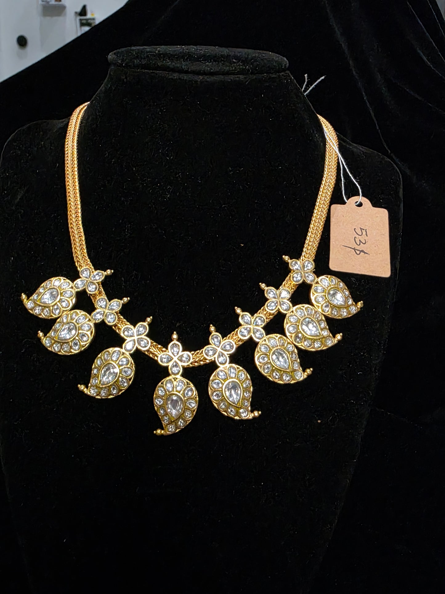 White kundan mango necklace