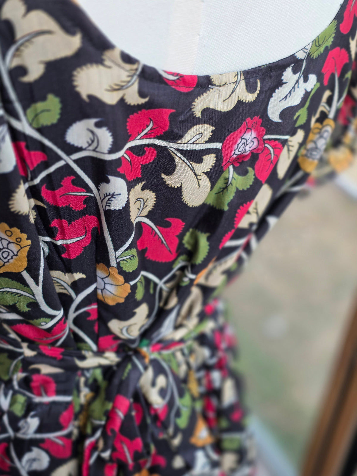 Kalamkari design frock with bluff sleeves