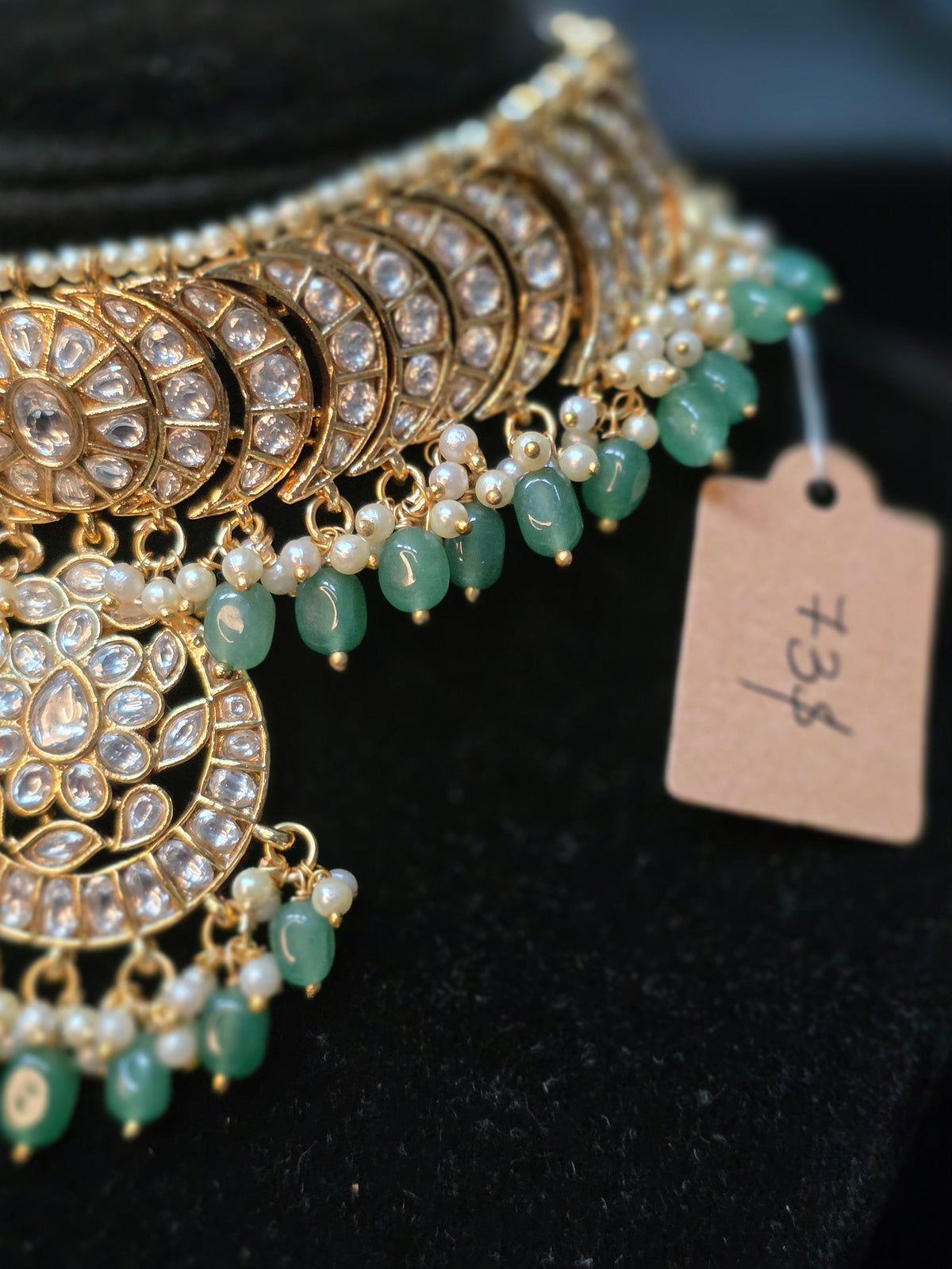 White kundan choker set