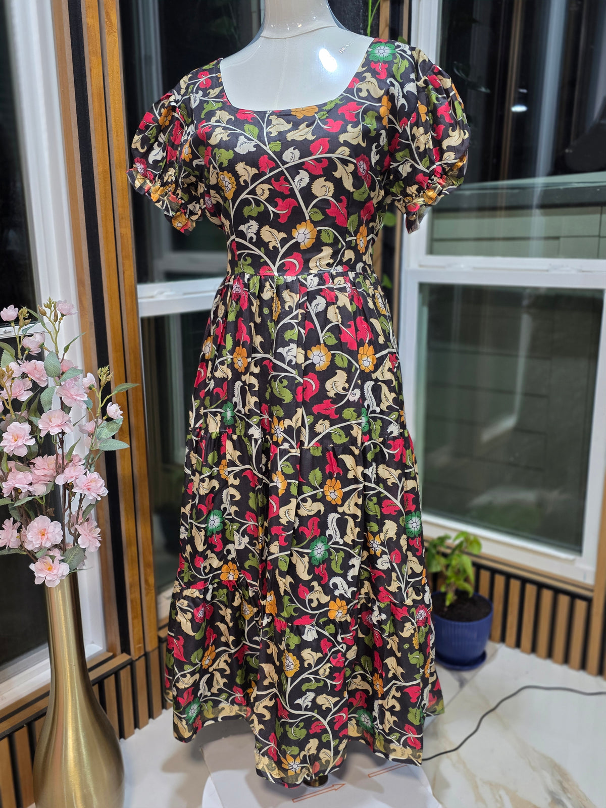 Kalamkari design frock with bluff sleeves