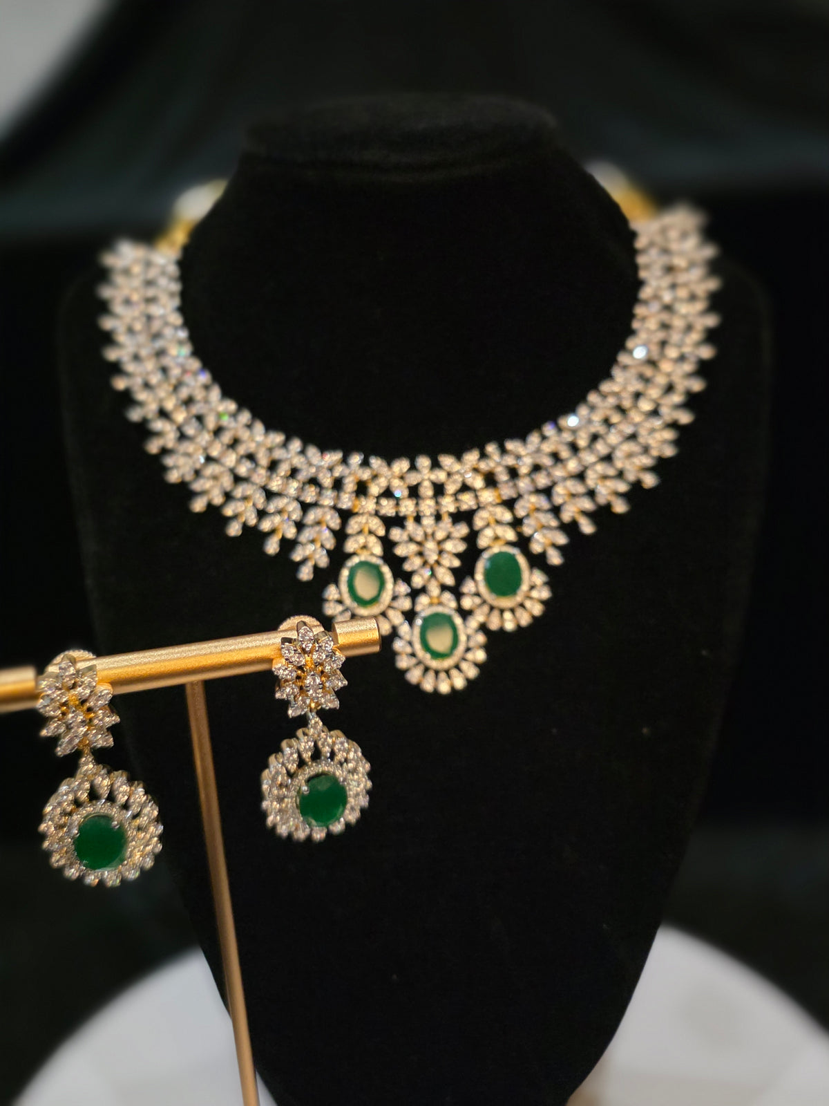 Diamond style necklace set