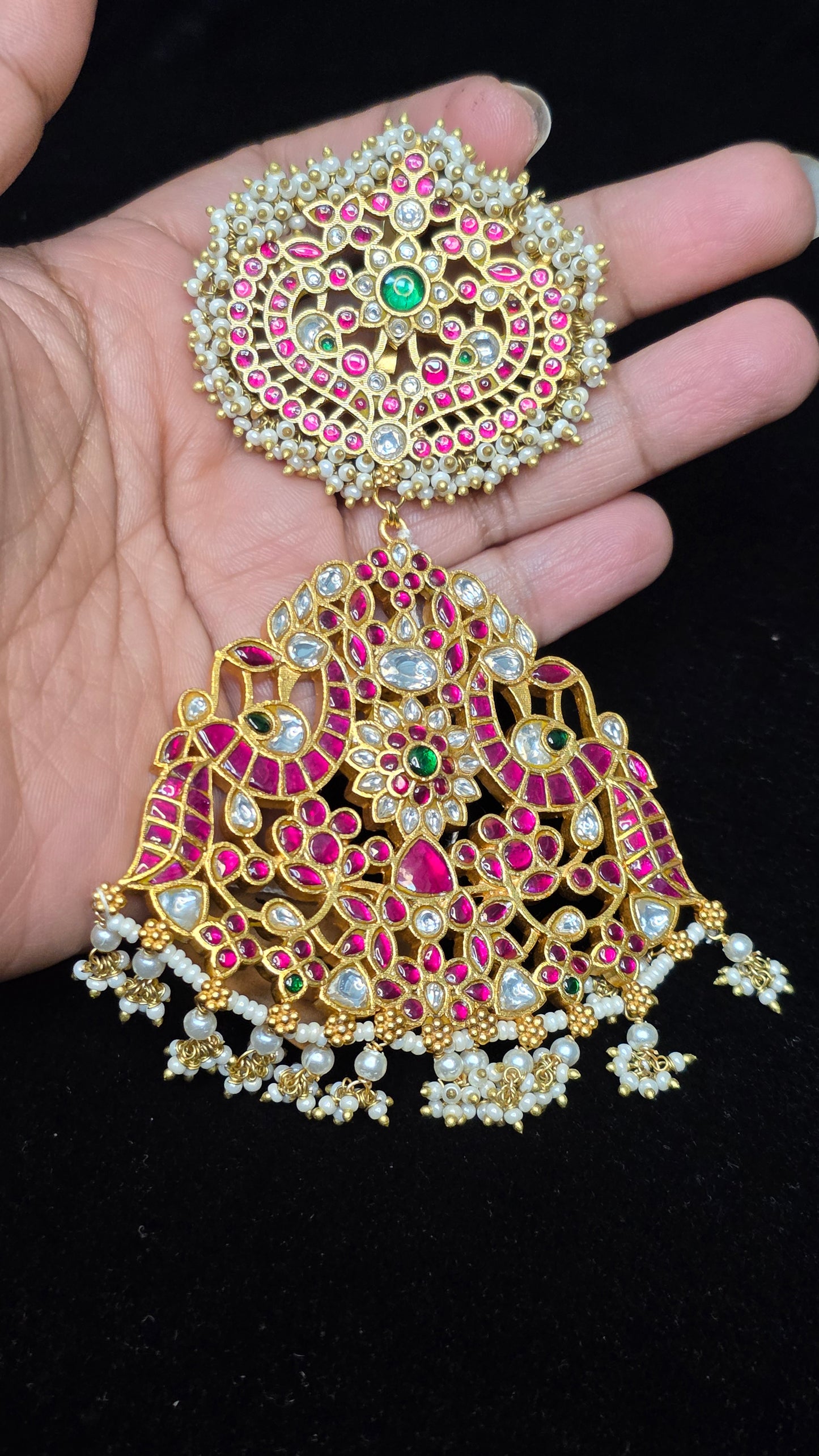 Jadau kundan pendent with earrings