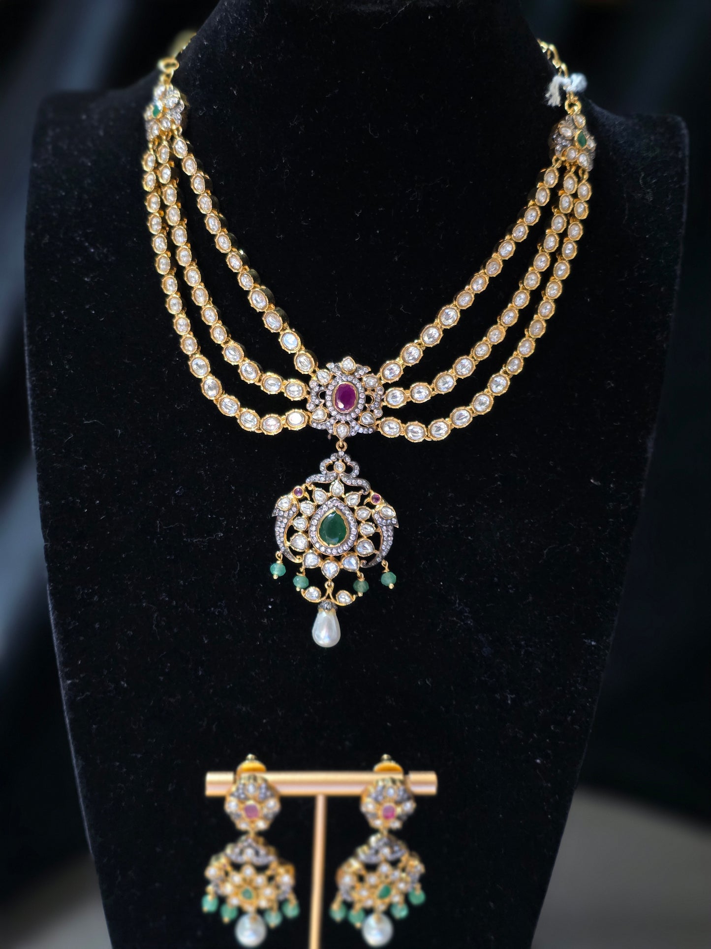 3-Layered Moissanite Rani Necklace with Victorian Finish Locket Set