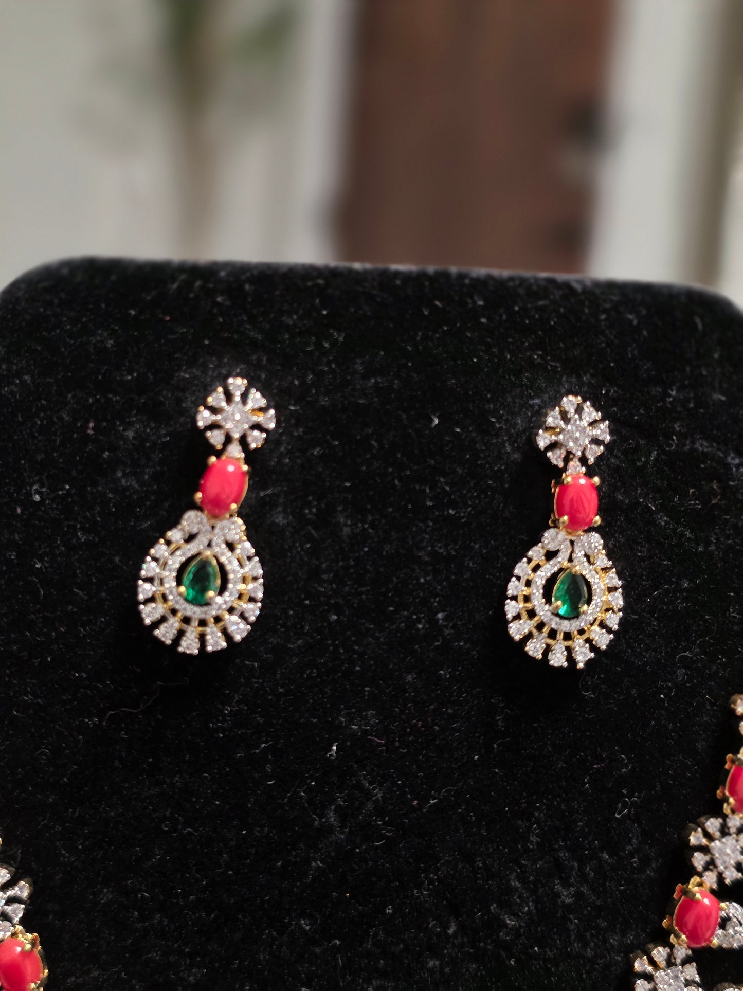 Elegant Coral & Emerald-Green Stone Necklace Set with Matching Earrings