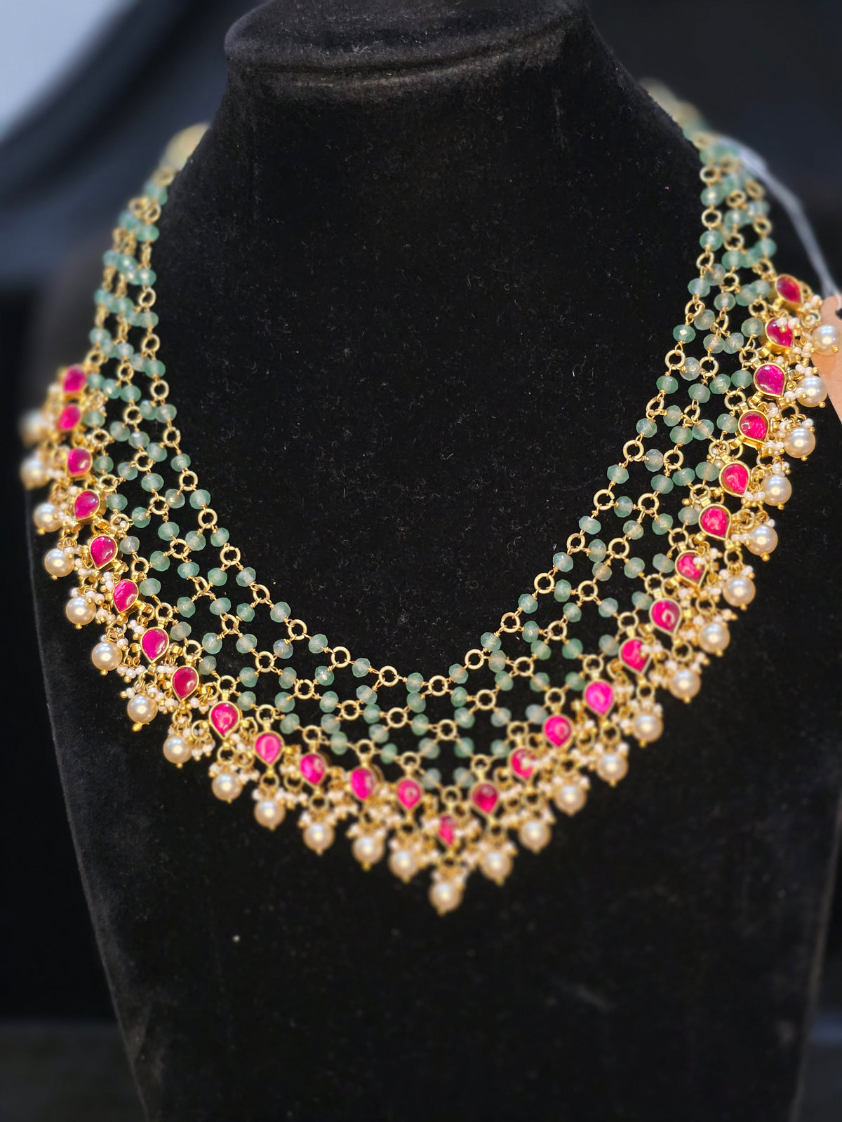 Mesh model beads with jadau kundan and pearl hanging necklace and jadau kundan brass pendent seperate