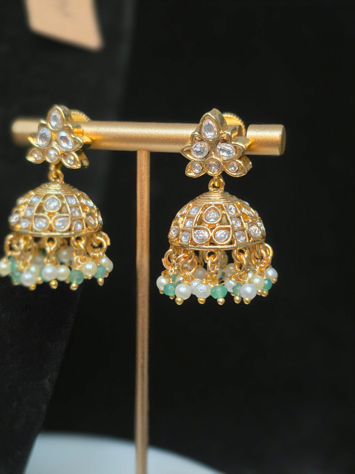 White kundan choker set