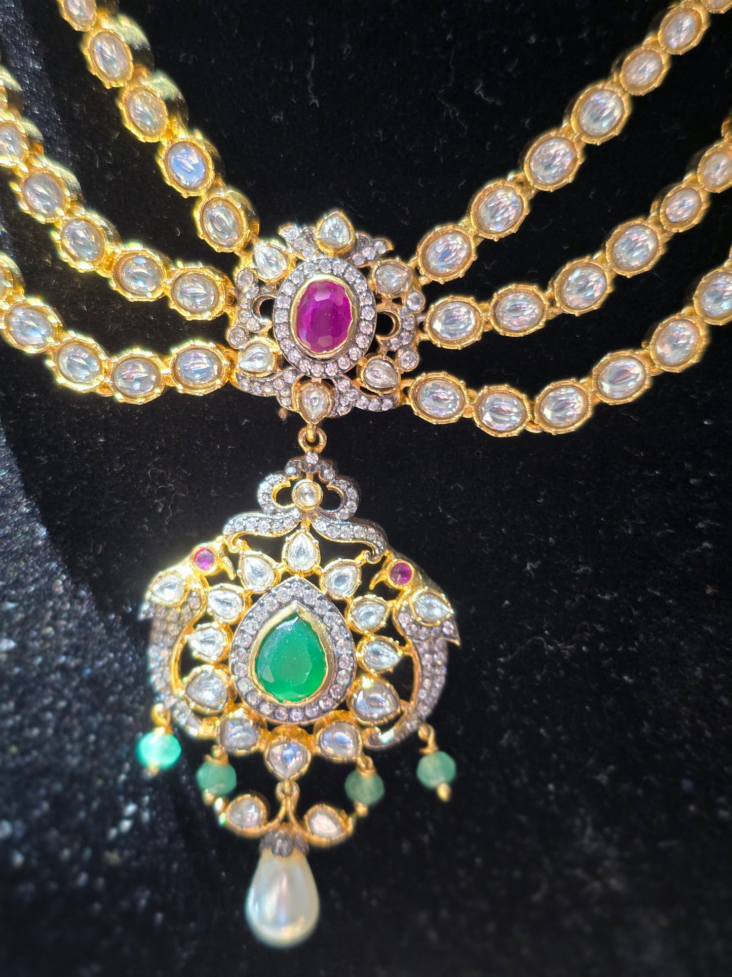3-Layered Moissanite Rani Necklace with Victorian Finish Locket Set