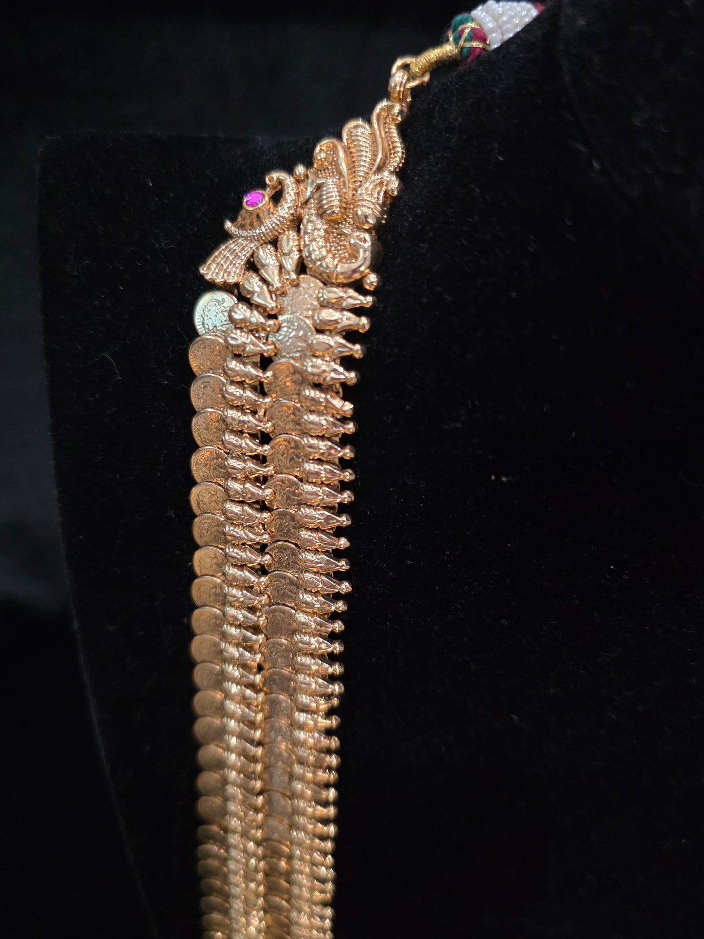 Trending double kasu haram and separate jadau pendant(pendent cost seperate)