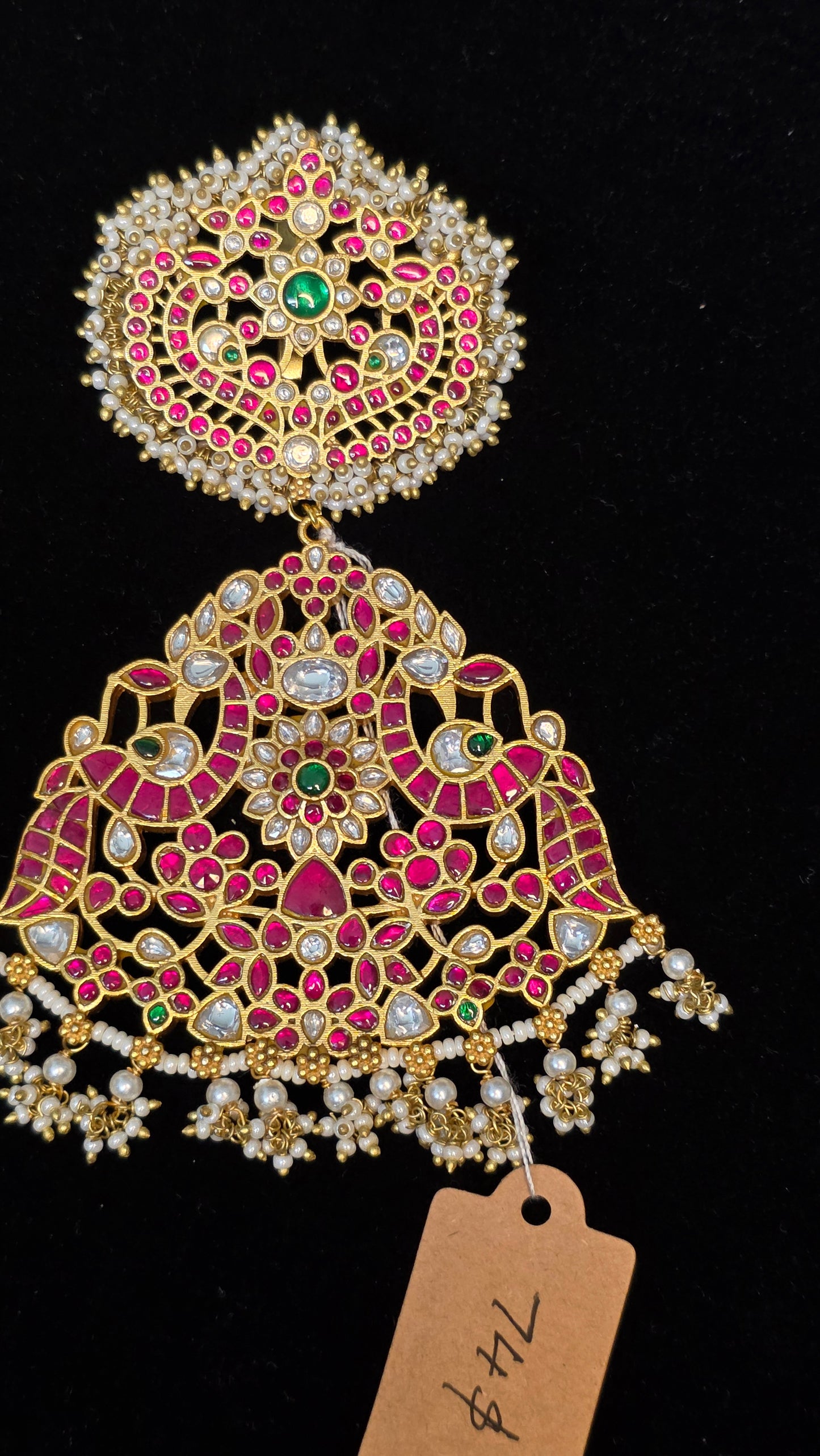 Jadau kundan pendent with earrings