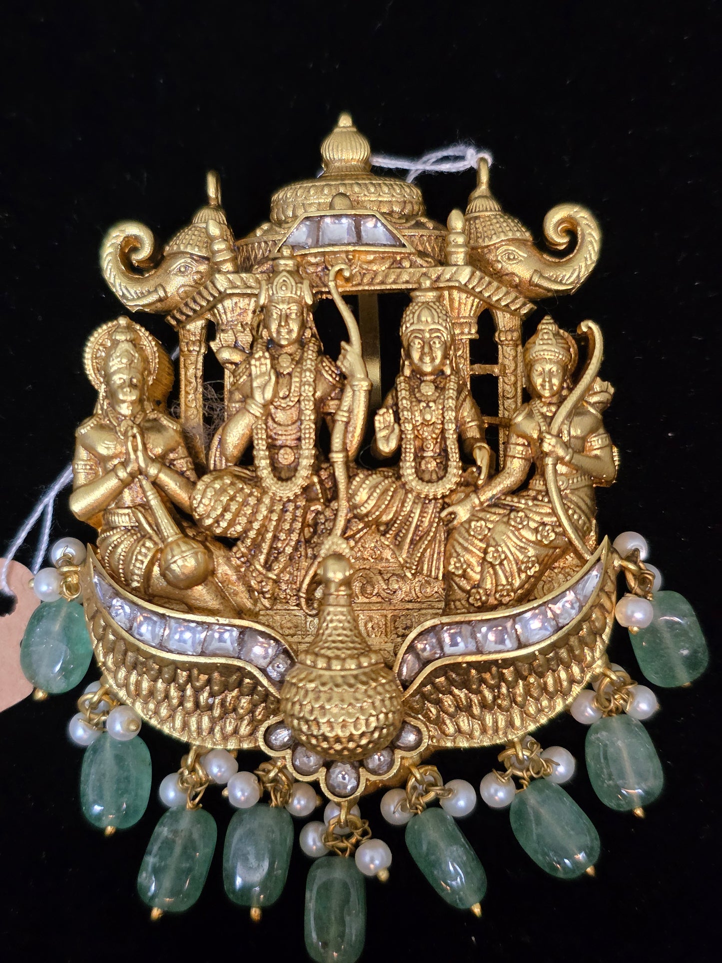 Nakshi ram parivar pendent