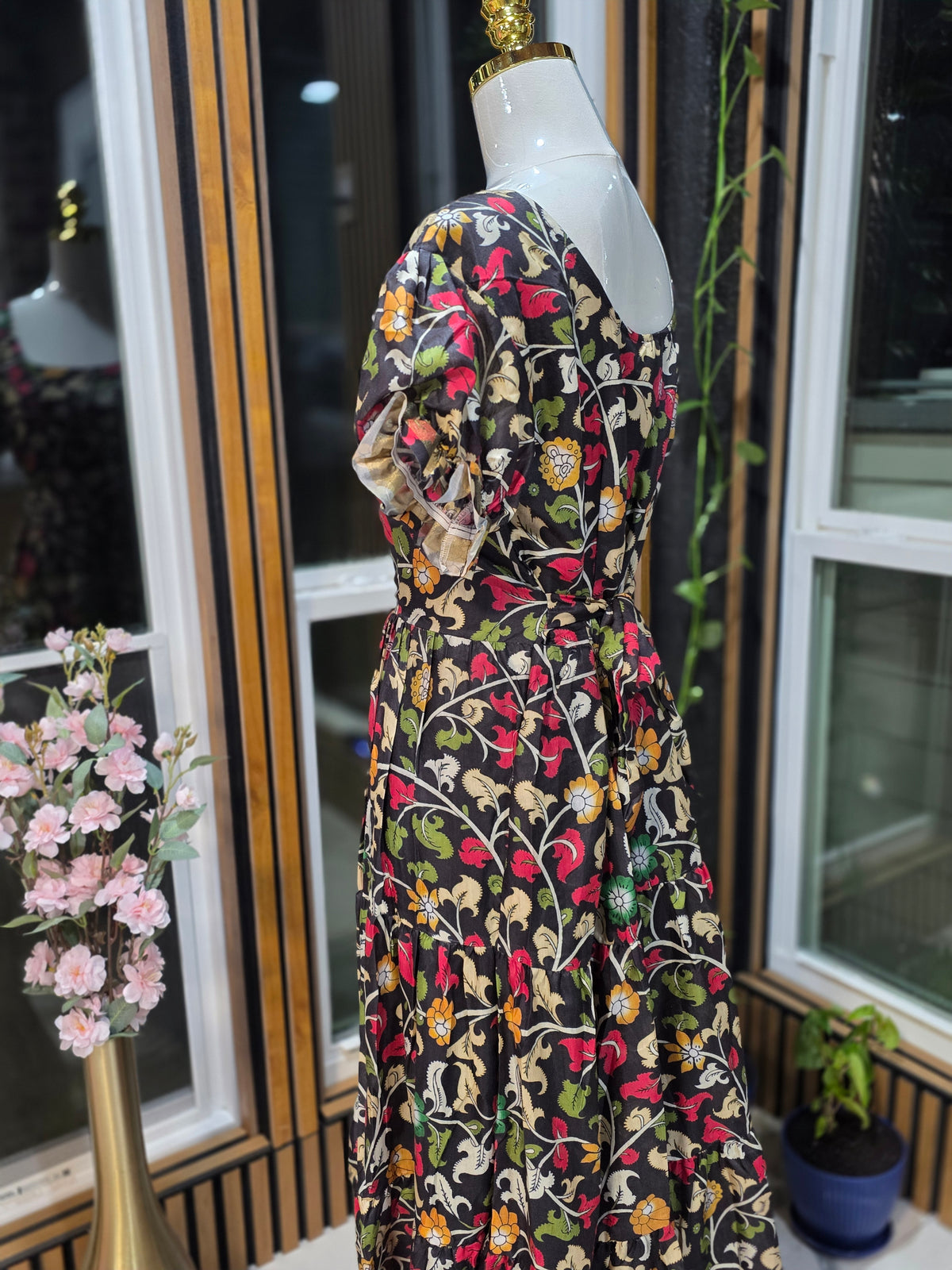 Kalamkari design frock with bluff sleeves
