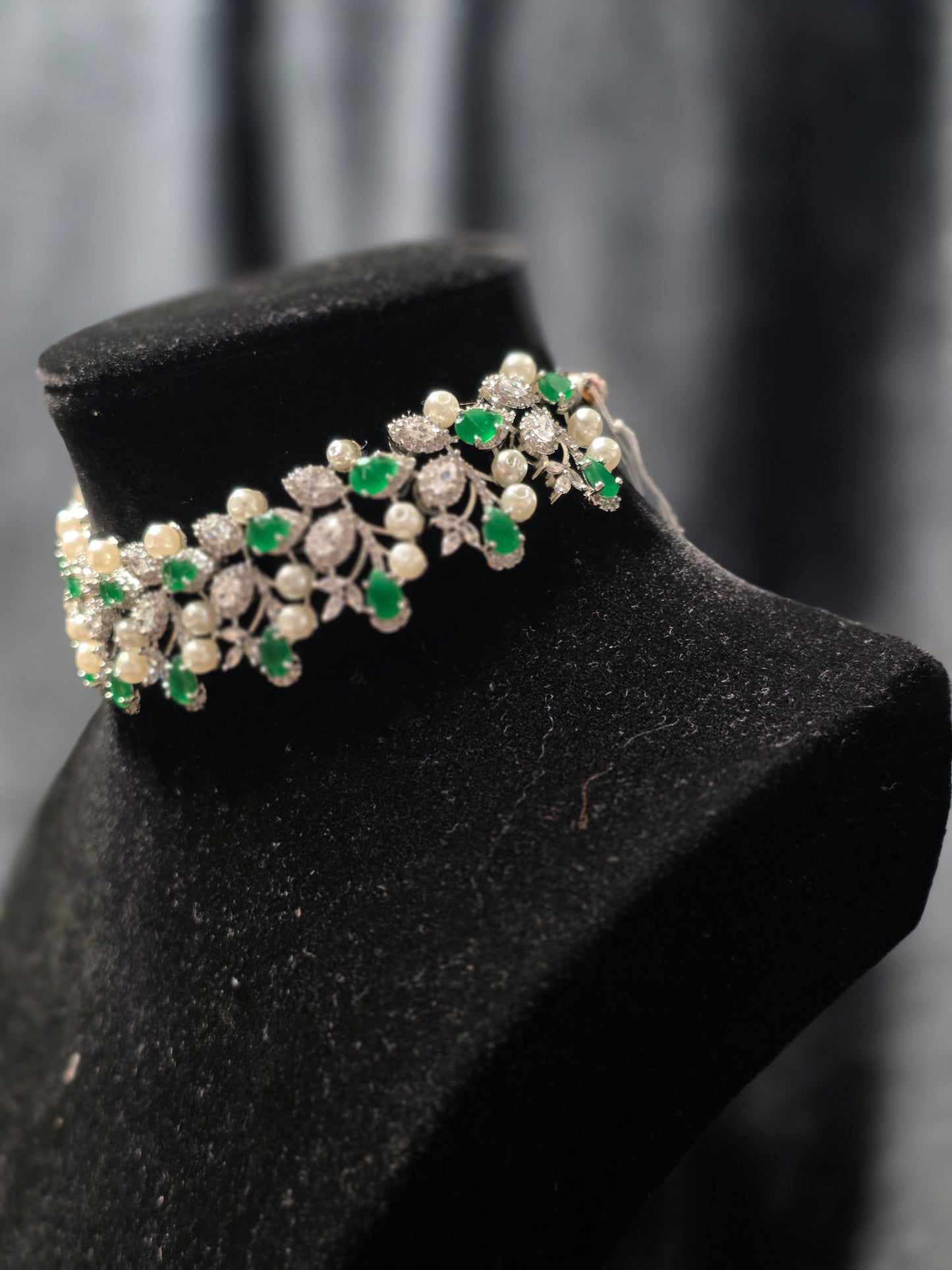 Emerald & Pearl Vine Statement Set