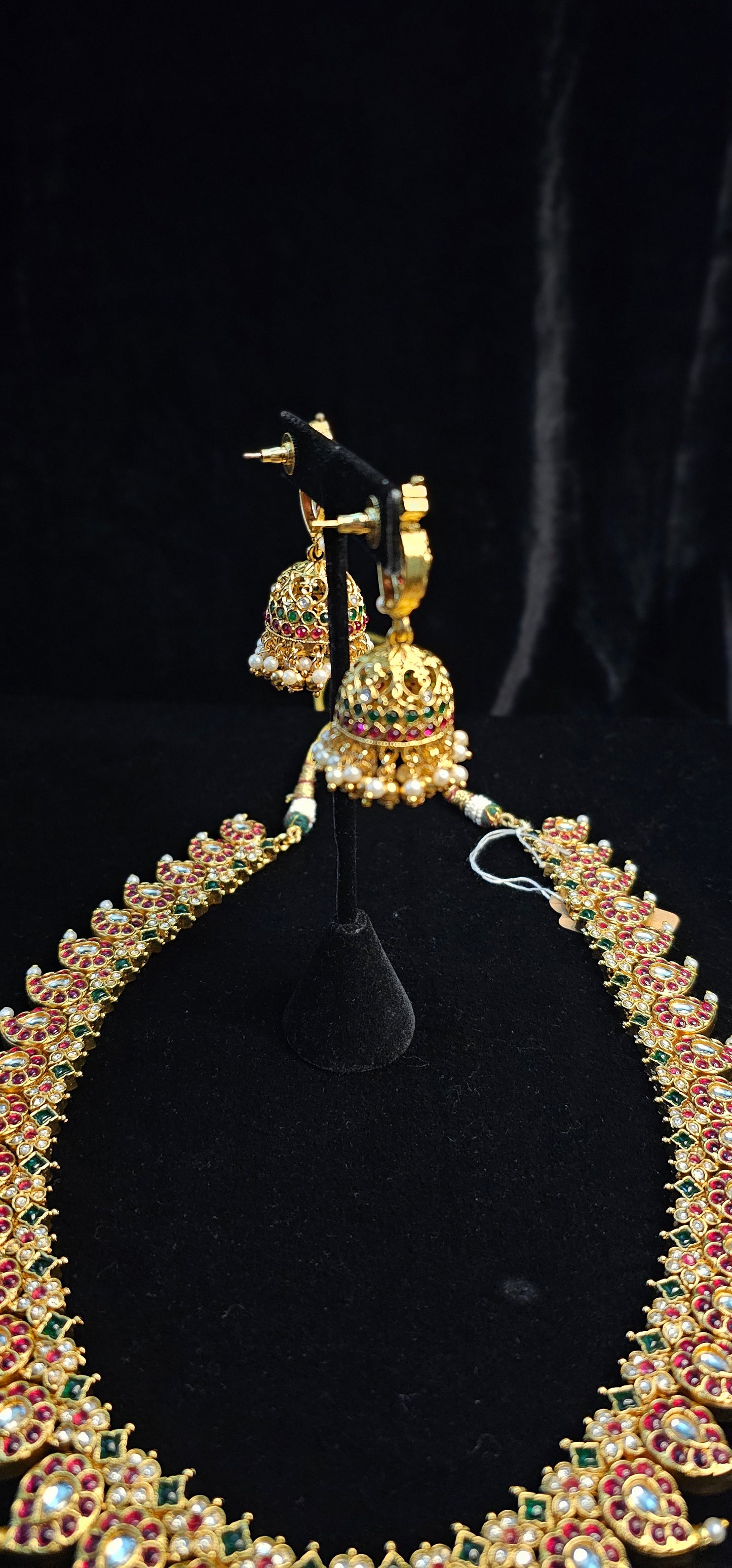 Kempu Mango Haram set