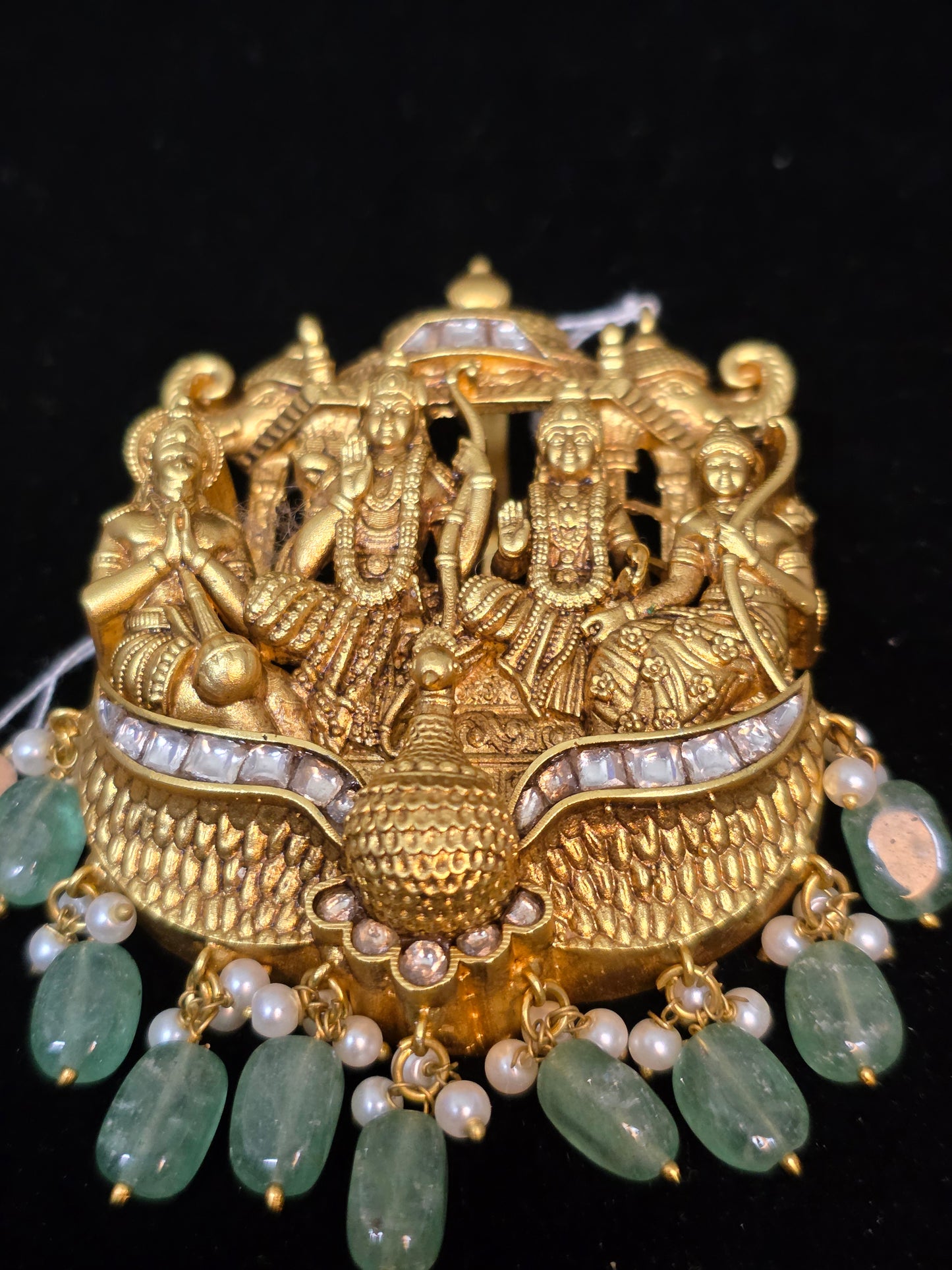 Nakshi ram parivar pendent