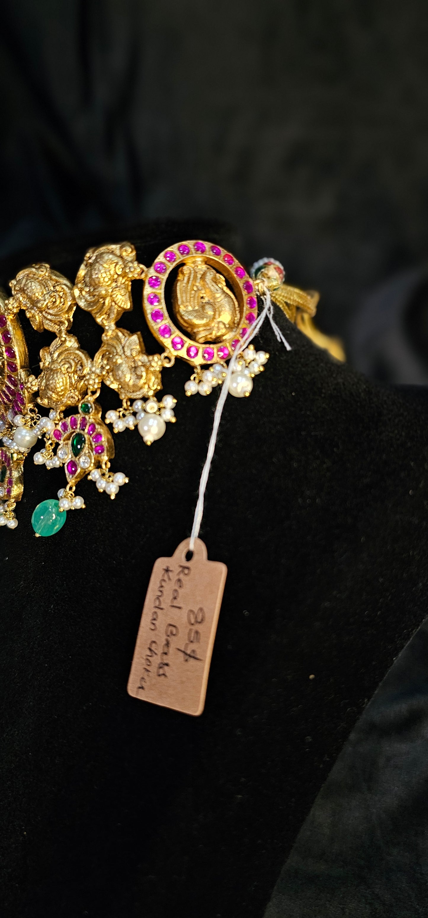 Lakshmi choker