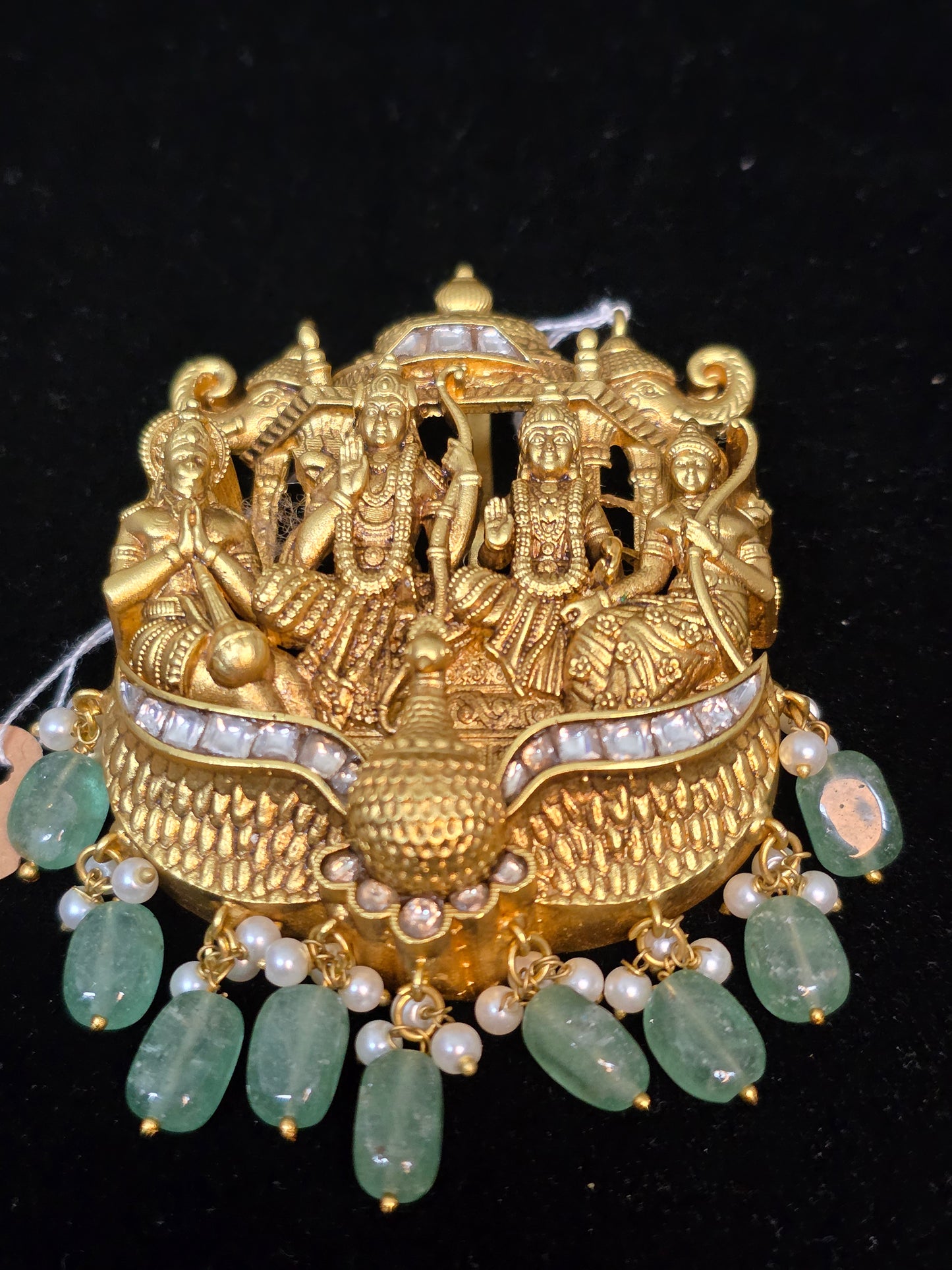 Nakshi ram parivar pendent