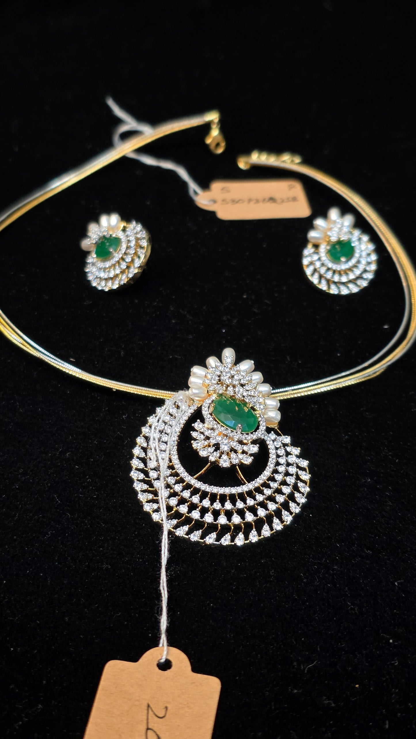 Diamond style pendent with earrings and 2 tone hasli