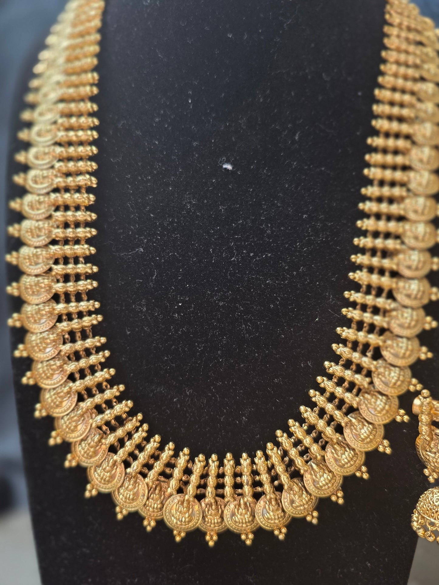 Traditional Kasu Mala Set with Matching Jhumka Earrings – Matte Gold Finish