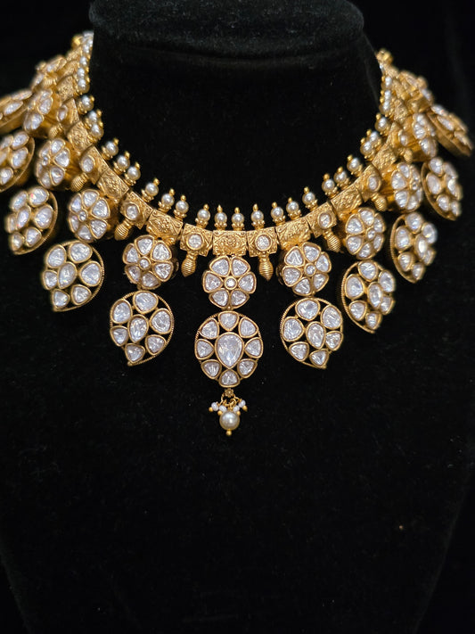 Mosinate stones Mango necklace set